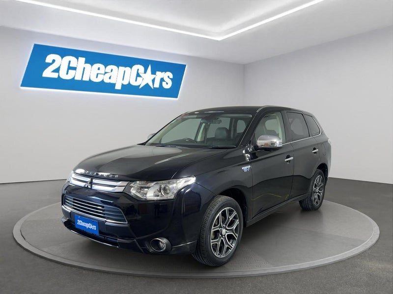 2015 Mitsubishi Outlander PHEV, main photo