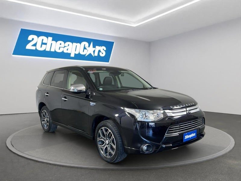 2015 Mitsubishi Outlander PHEV, photo 3