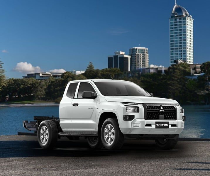 2026 Mitsubishi Triton GLX Club Cab Chassis 4WD