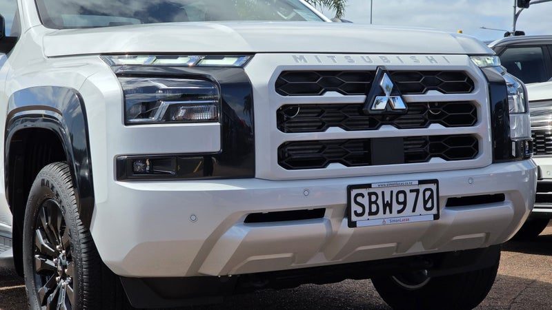 2026 Mitsubishi Triton VRX 2.4D Auto 2WD, photo 2