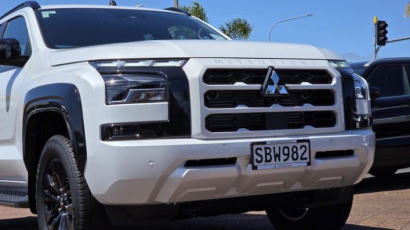 2026 Mitsubishi Triton VRX 2.4D Auto 2WD, photo 2