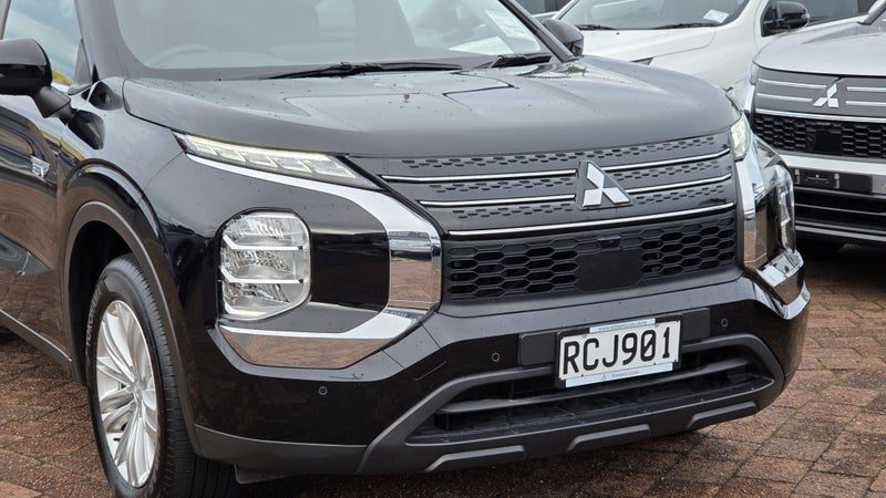 2025 Mitsubishi Outlander LS PHEV 4WD Auto, photo 2