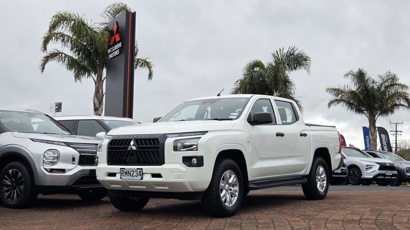 2026 Mitsubishi Triton DC GLX 4WD 6AT 2.4DT