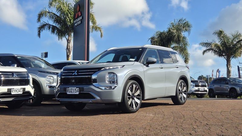 2026 Mitsubishi Outlander VRX 2.5P 2WD AUTO