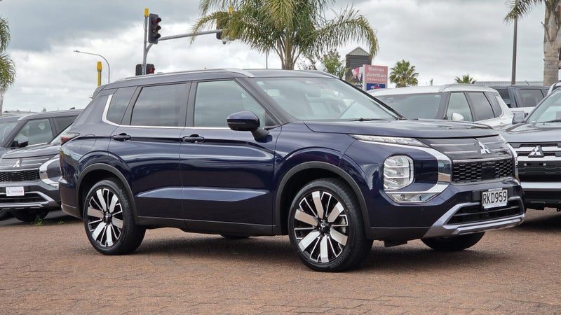 2025 Mitsubishi Outlander XLS 2.5P Auto 2wd, photo 3