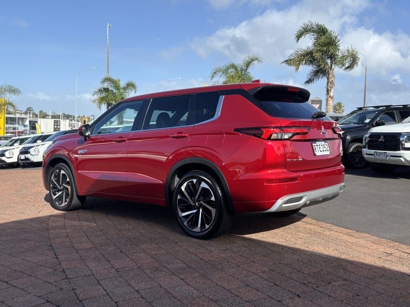 2022 Mitsubishi Outlander Exceed 2.5L AWD, photo 3