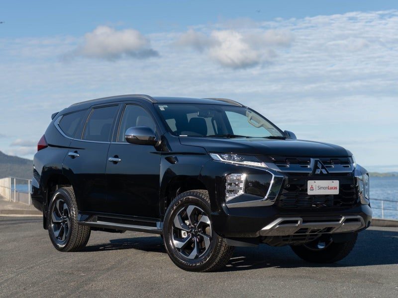 2026 Mitsubishi Pajero Sport VRX 2.4L TD 4WD 7str