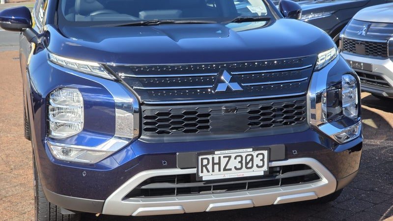 2025 Mitsubishi Outlander 2.5P XLS 2WD Auto, photo 2