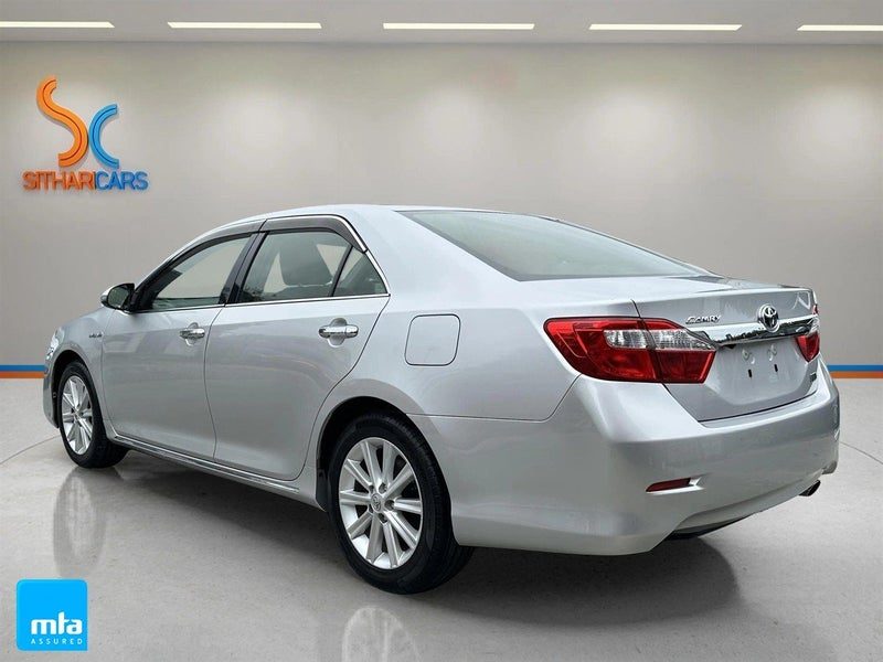 2012 Toyota Camry Hybrid G Package, photo 2