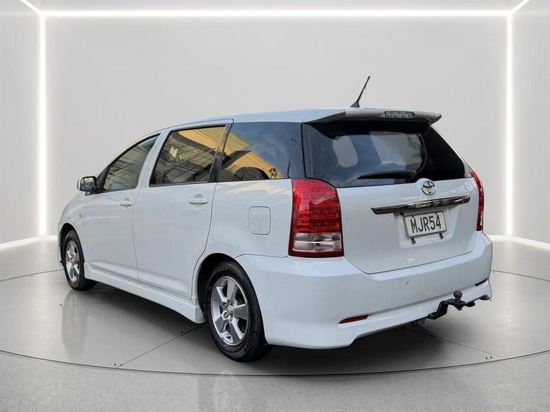 2008 Toyota Wish 1.8, photo 2