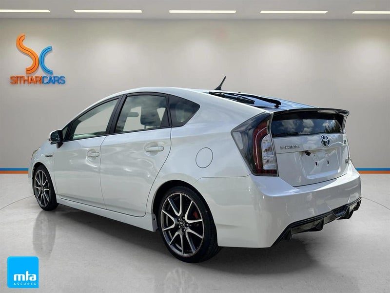 2013 Toyota Prius S TOURING SELECTION GS, photo 2