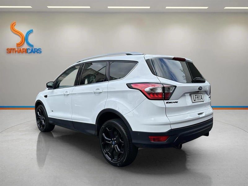 2018 Ford Escape TITANIUM AWD PETROL SUNROOF, photo 2