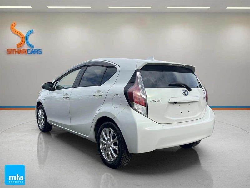 2015 Toyota Aqua G PUSH START, photo 2