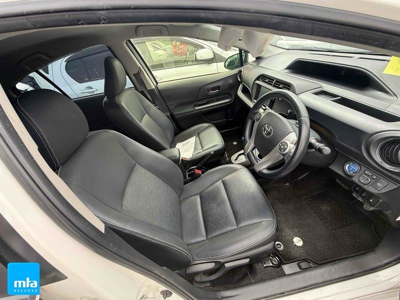 2014 Toyota Aqua G, photo 3