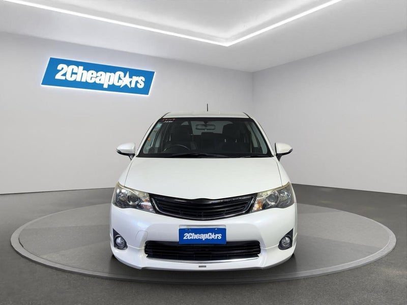 2014 Toyota Corolla Fielder Hybrid WXB, photo 2