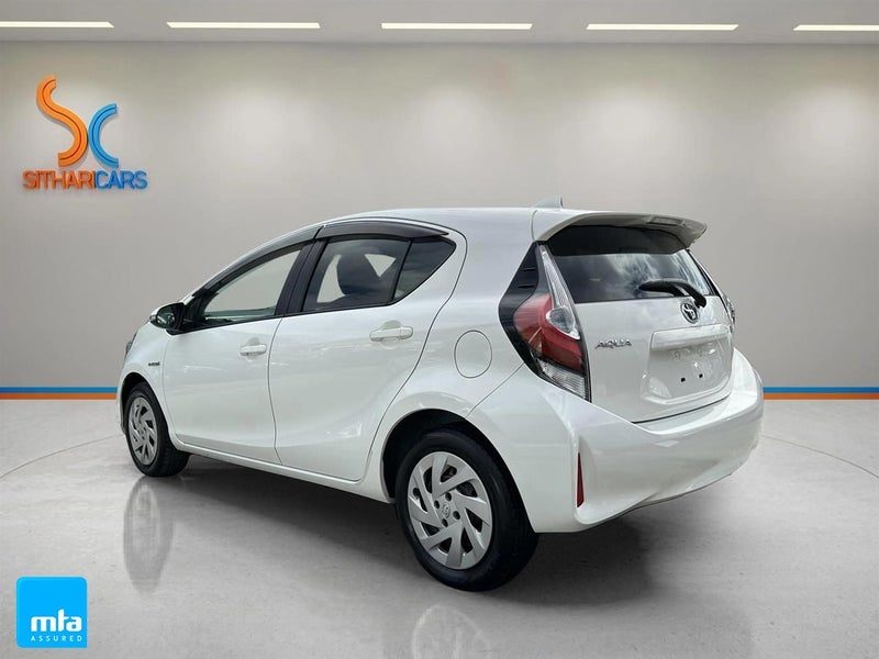 2018 Toyota Aqua S PUSH START, photo 2
