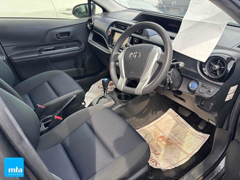 2015 Toyota Aqua S PUSH START, photo 3