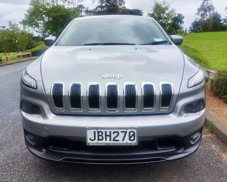 2015 Jeep Cherokee Sport 2.4P SW (NZ), photo 2