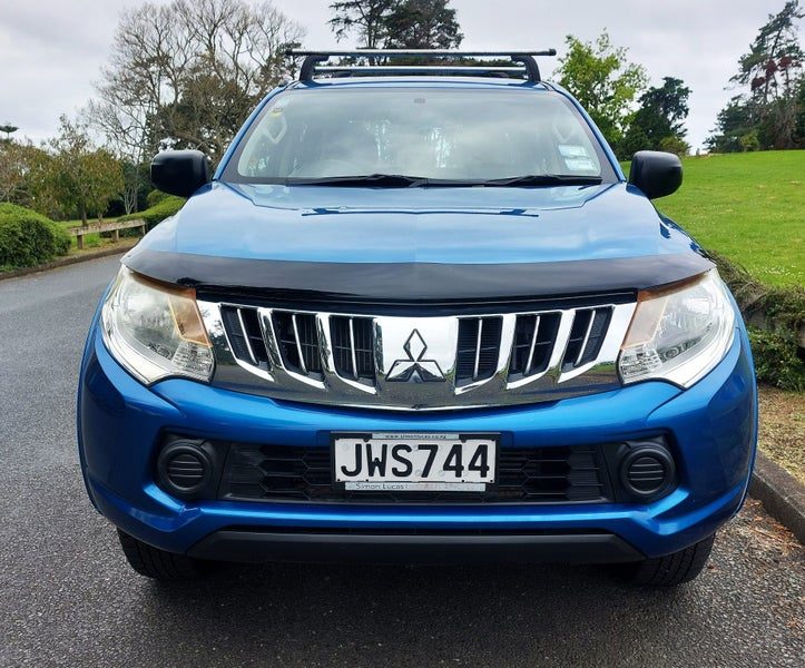 2016 Mitsubishi Triton D/Cab 2.5 Glx 4WD, photo 2