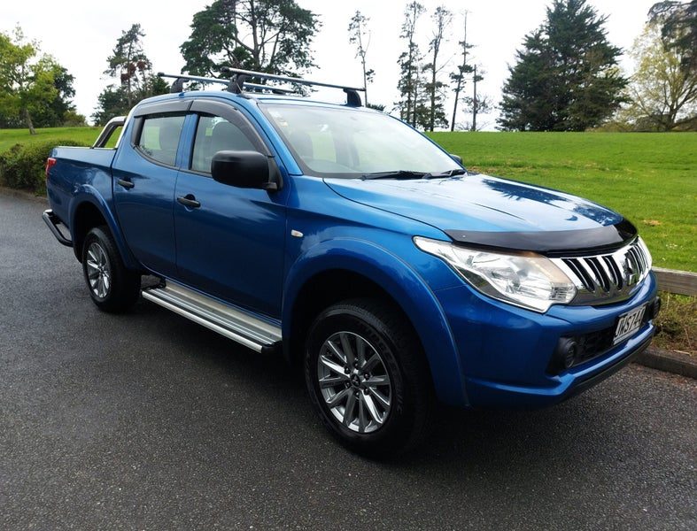 2016 Mitsubishi Triton D/Cab 2.5 Glx 4WD, photo 3