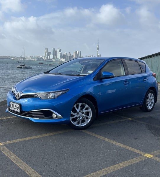 2017 Toyota Corolla Glx, photo 3