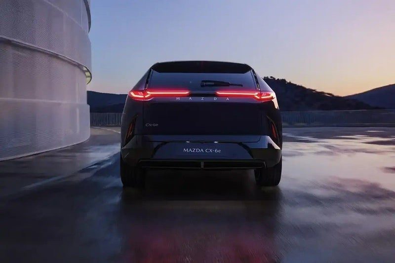 2026 Mazda CX-6e Takami 78Kwh Ev, photo 3