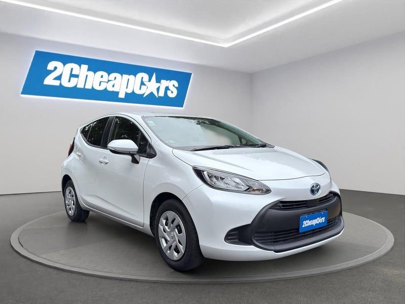 2021 Toyota Aqua Late Shape X, photo 3