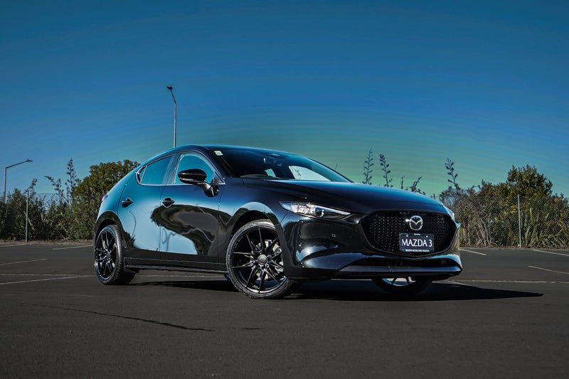 2026 Mazda 3 SP25 CARBON EDITION