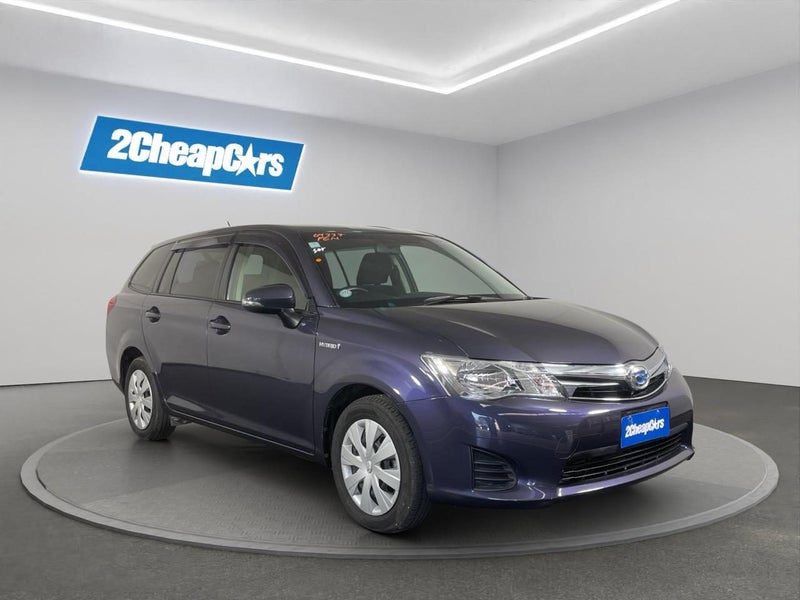 2014 Toyota Corolla Fielder Hybrid G, photo 3