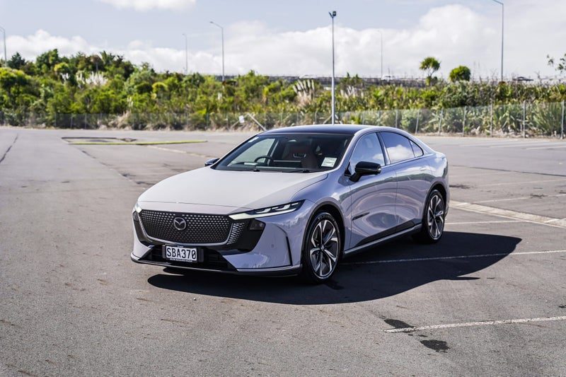 2026 Mazda 6e Takami 78Kwh, photo 3