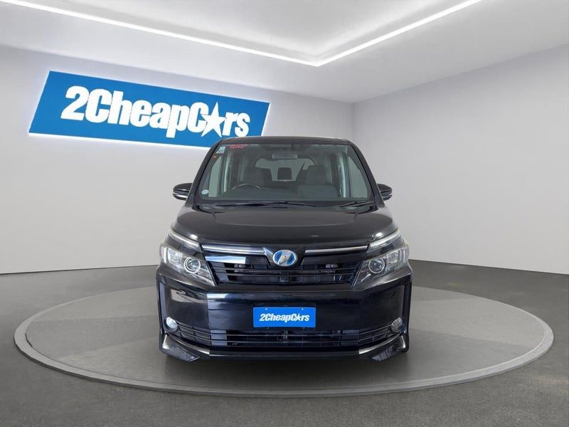 2015 Toyota Voxy HYBRID V, photo 2