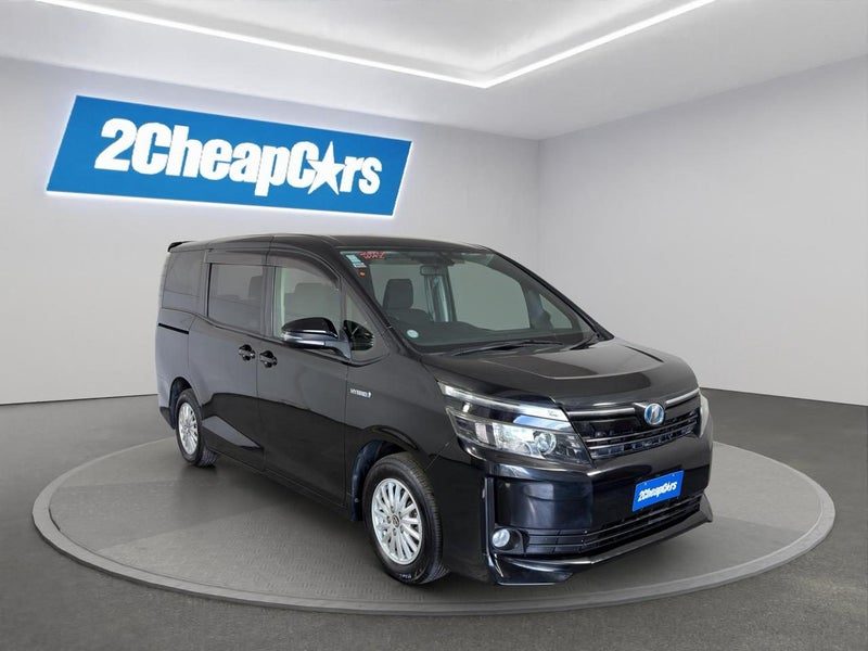 2015 Toyota Voxy HYBRID V, photo 3