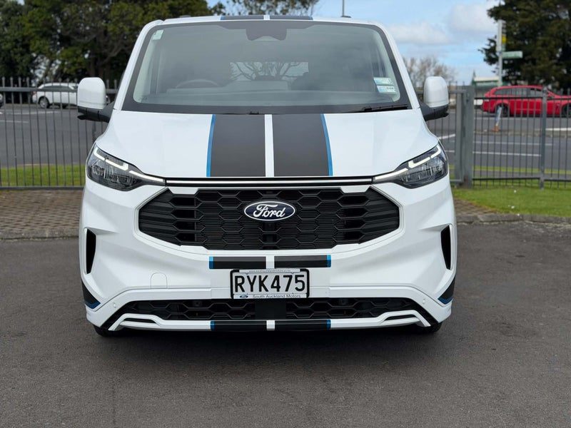 2026 Ford Transit Tourneo Custom Sport, photo 2