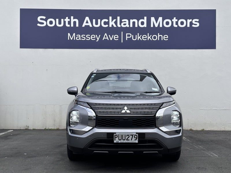 2023 Mitsubishi Outlander Ls 4WD, photo 2