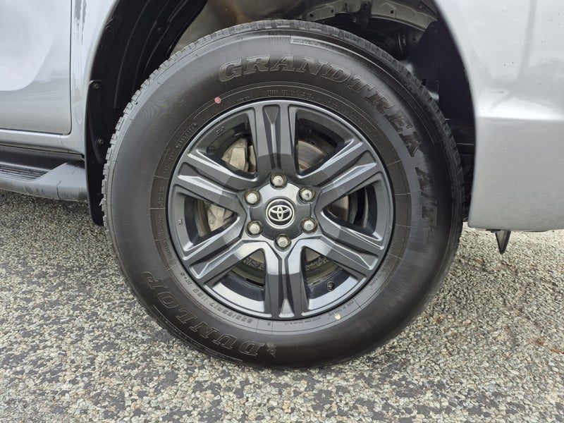 2023 Toyota Hilux SR5 2.8DT 6AT 4WD DCW/4D/5S, photo 2