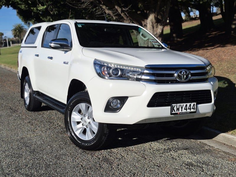 2017 Toyota Hilux SR5