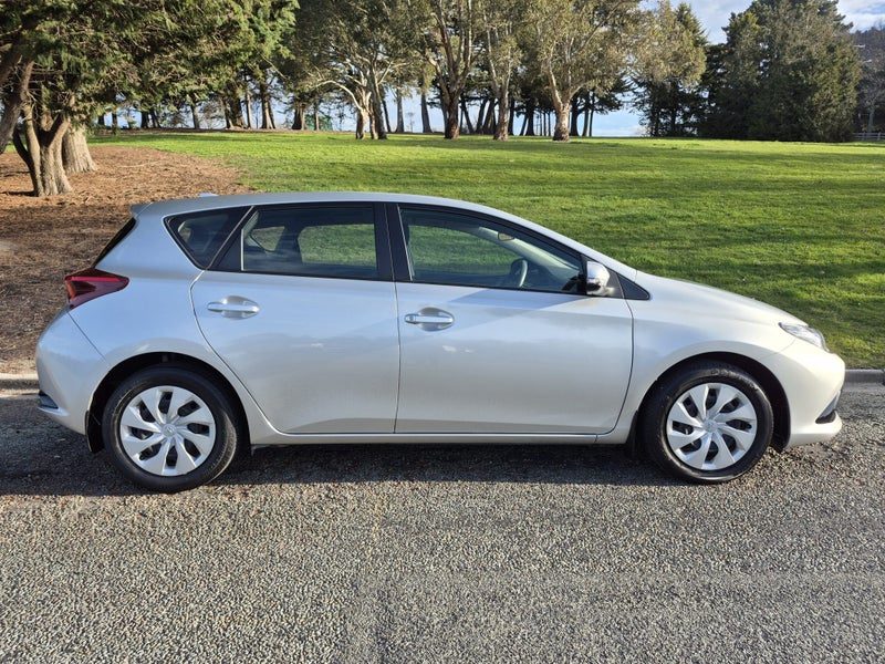 2015 Toyota Corolla GX FWD 1.8P HATCH/5 CVT, photo 3
