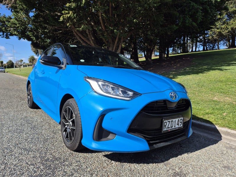 2020 Toyota Yaris 1.5 PETROL HATCH 4A, photo 3