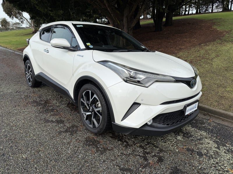 2018 Toyota C-HR G, photo 2