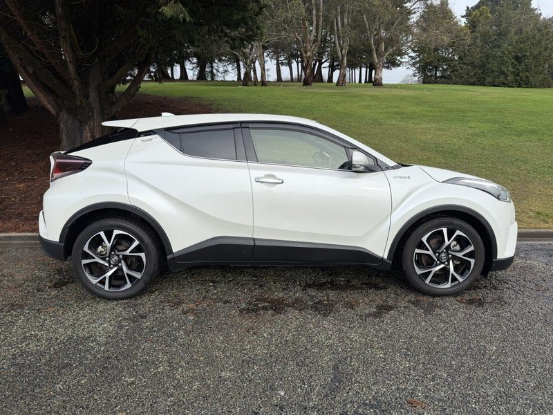 2018 Toyota C-HR G, photo 3