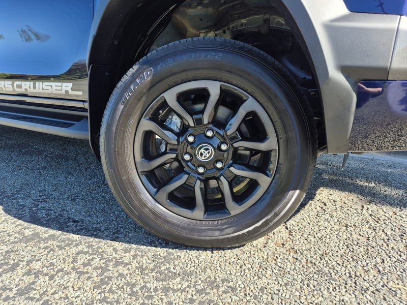 2025 Toyota Hilux SR 5 Cruiser, photo 2
