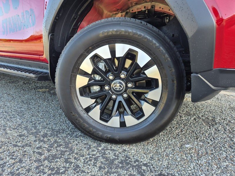 2026 Toyota Hilux SR 5 Limited, photo 2