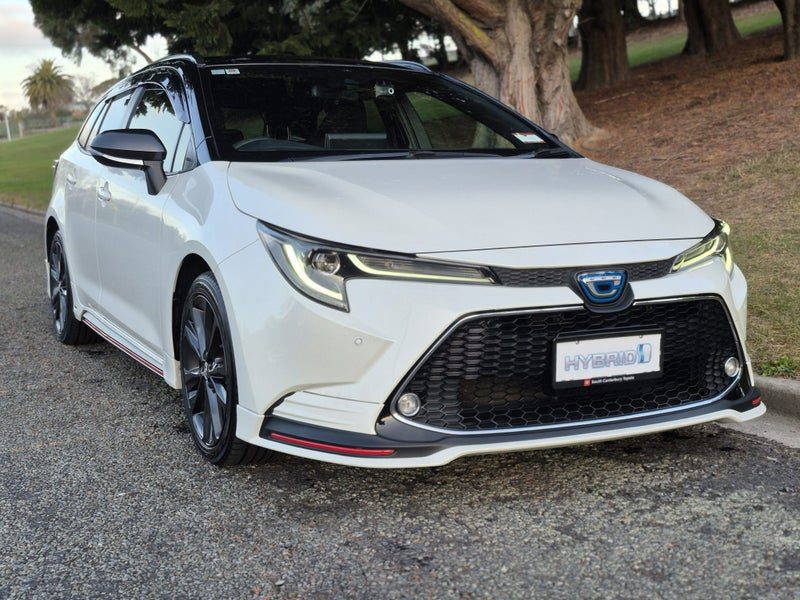 2021 Toyota Corolla Touring, photo 3