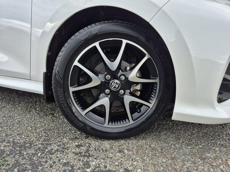 2020 Toyota Yaris 1.5 Hybrid Z 5 Dr Hatch CVT 2WD, photo 2