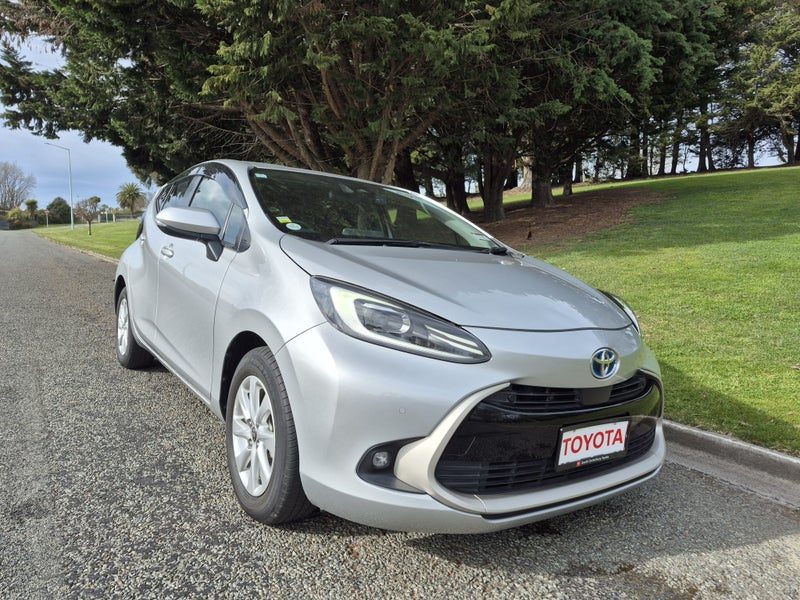 2022 Toyota Aqua 1.5 Hybrid Z 5 Dr Hatch CVT 2WD, photo 2