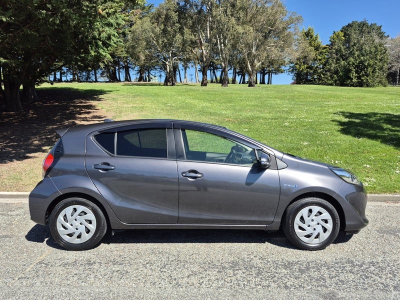 2019 Toyota Aqua 1.5 Hybrid S 5 Dr Hatch CVT 2WD, photo 3