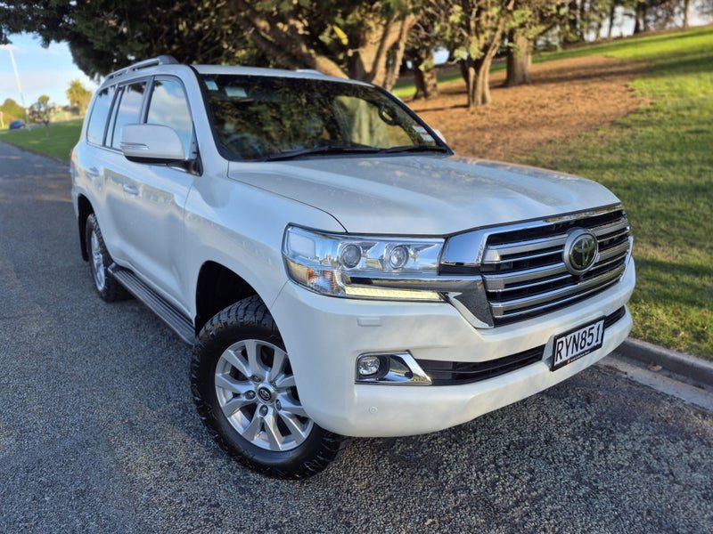 2017 Toyota Land Cruiser VX 4.5D/4WD/6AT/SW/5