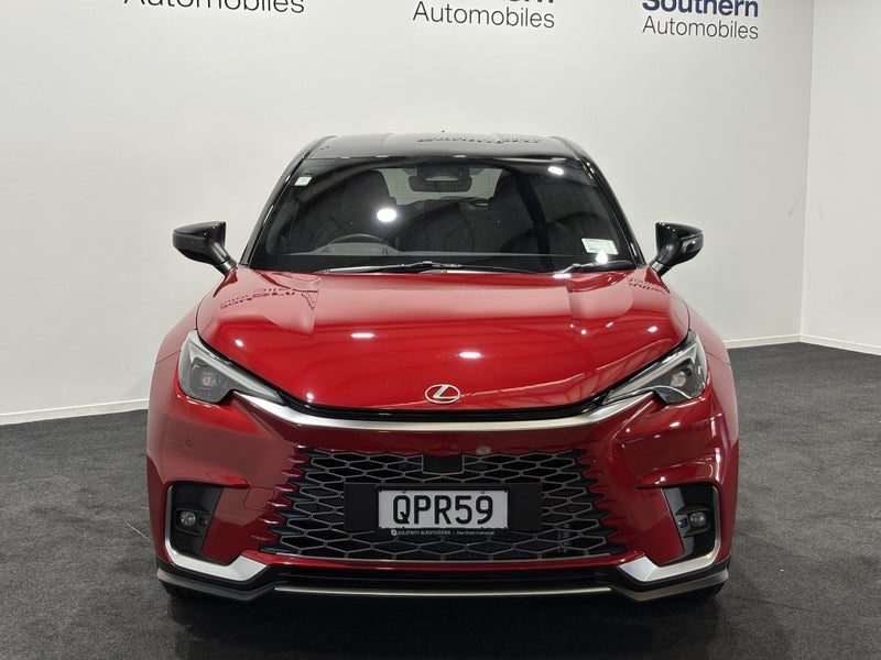 2024 Lexus LBX Cool 1.5Ph 4WD, photo 2