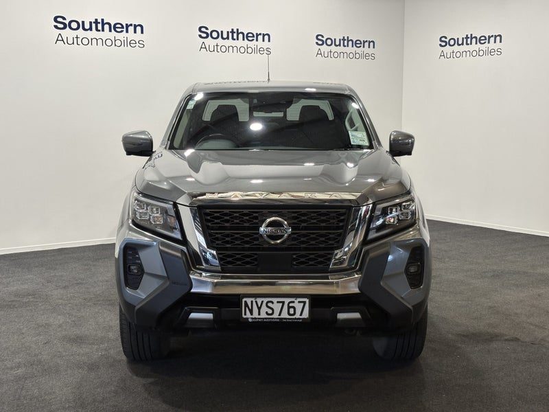 2021 Nissan Navara ST-X, photo 2