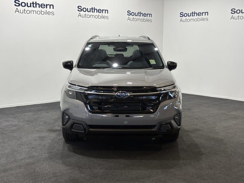 2026 Subaru Forester 2.5 Hybrid AWD Touring Wagon, photo 3